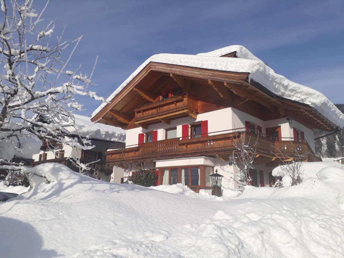 Апартаменты Haus Erika Бриксен-им-Тале Экстерьер фото